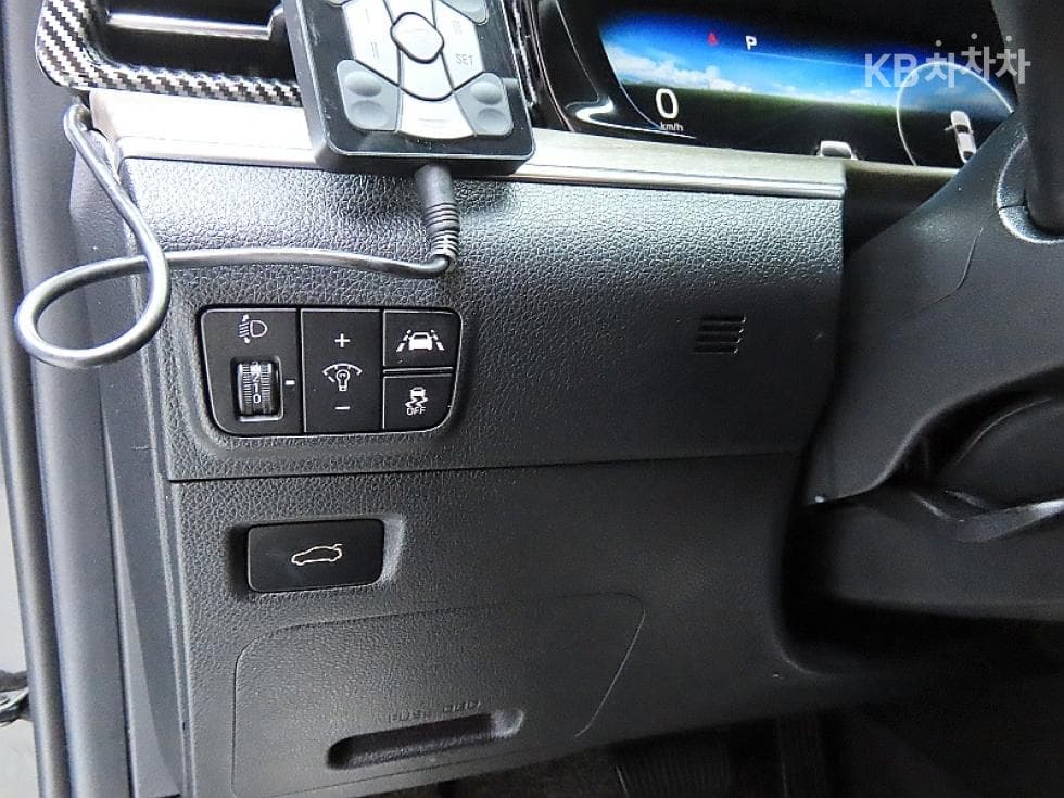 Kia K5 3rd Gen1.6 Gasoline Turbo Signature - 12