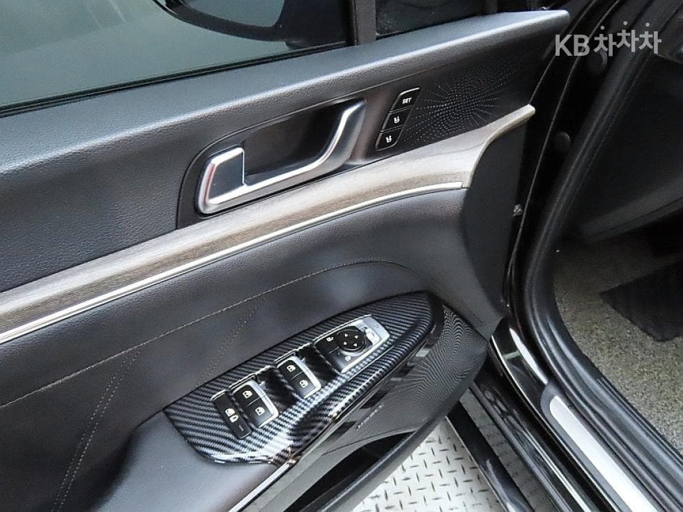 Kia K5 3rd Gen1.6 Gasoline Turbo Signature - 13