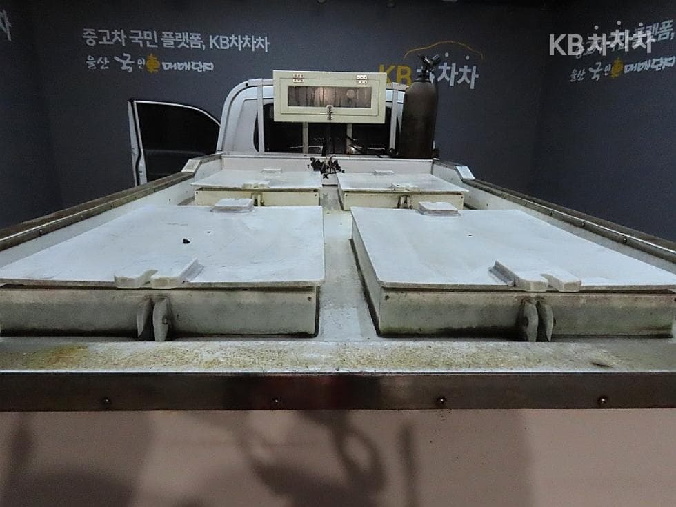 Kia Bongo 3 (light truck)1 Ton 활어수송차 Extra Long King Cab Luxury - 19