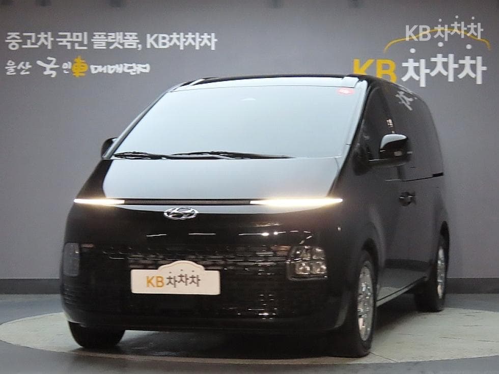 Хюндай Staria Cargo 3.5 LPG Cargo 5 Modern - Image 1