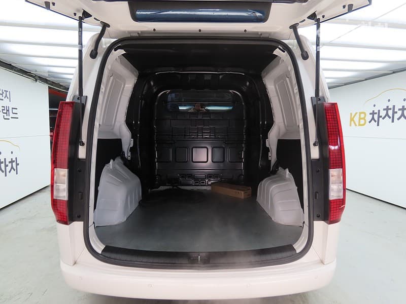 Хюндай Staria Cargo2.2 Cargo 5 Смарт - 16