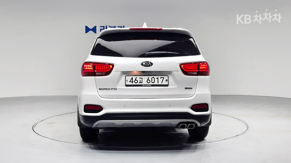 Киа The New (фейслифт) Sorento2.0 Дизел 2WD Noblesse - 5