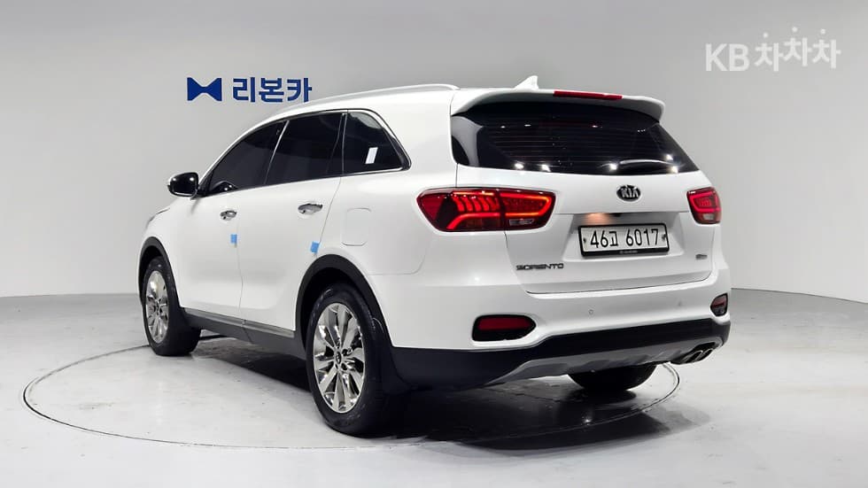 Киа The New (фейслифт) Sorento2.0 Дизел 2WD Noblesse - 6