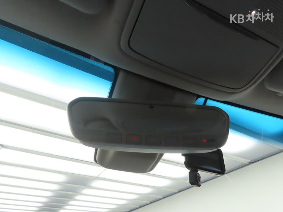 Genesis G903.8 GDi AWD Premium Luxury - 12