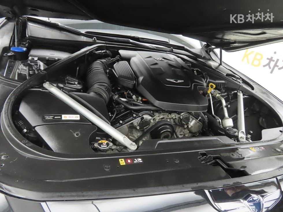 Genesis G903.8 GDi AWD Premium Luxury - 19