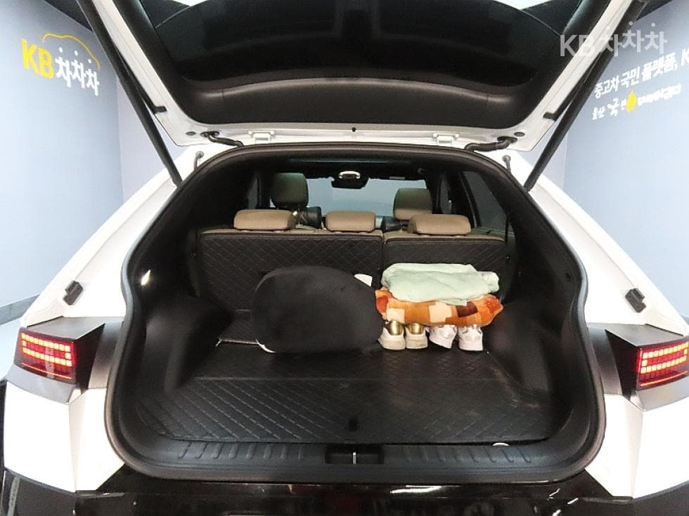 Hyundai The New (facelift) IONIQ 5(NE)Long Range AWD Prestige - 19