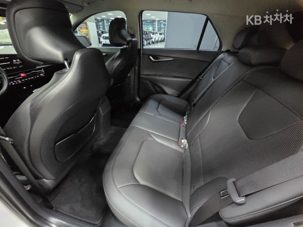 Киа Ди Всеново Ниро1.6 HEV Тренди - 18