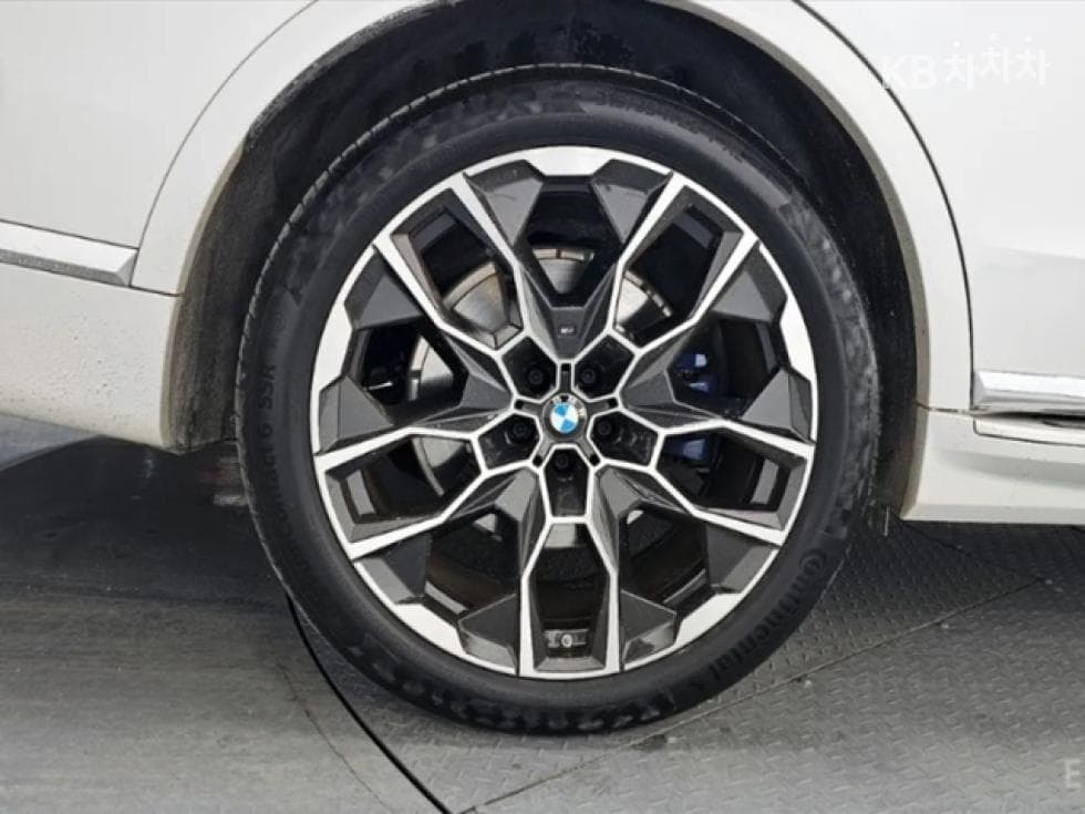 BMW X7(G07)xDrive 40i M Sport - 5