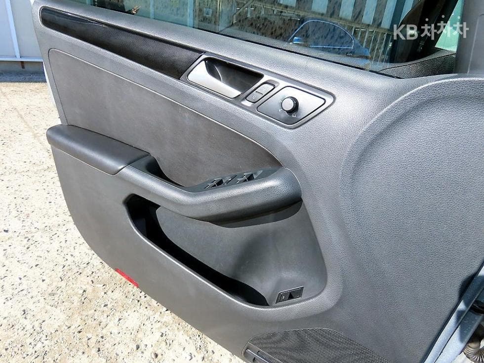 Volkswagen Нов Jetta2.0 Турбо Дизел Инжекция 6세대 - 11