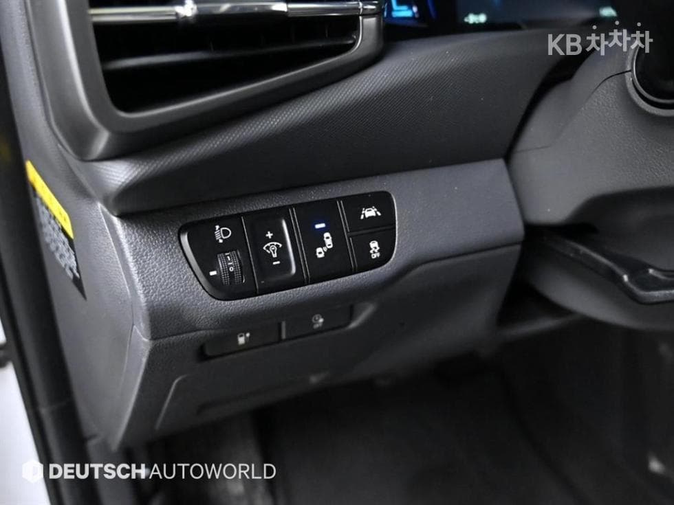 Hyundai The New (facelift) IONIQ (Original Model) 일렉트릭N - 17