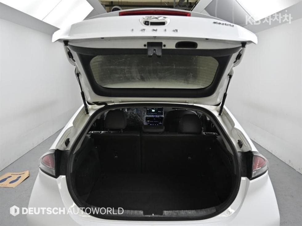 Hyundai The New (facelift) IONIQ (Original Model) 일렉트릭N - 20