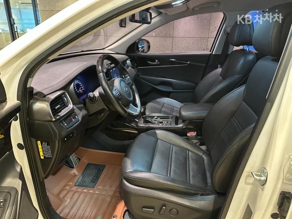 Киа All NewSorentoДизел 2.0 2WD Noblesse - 13