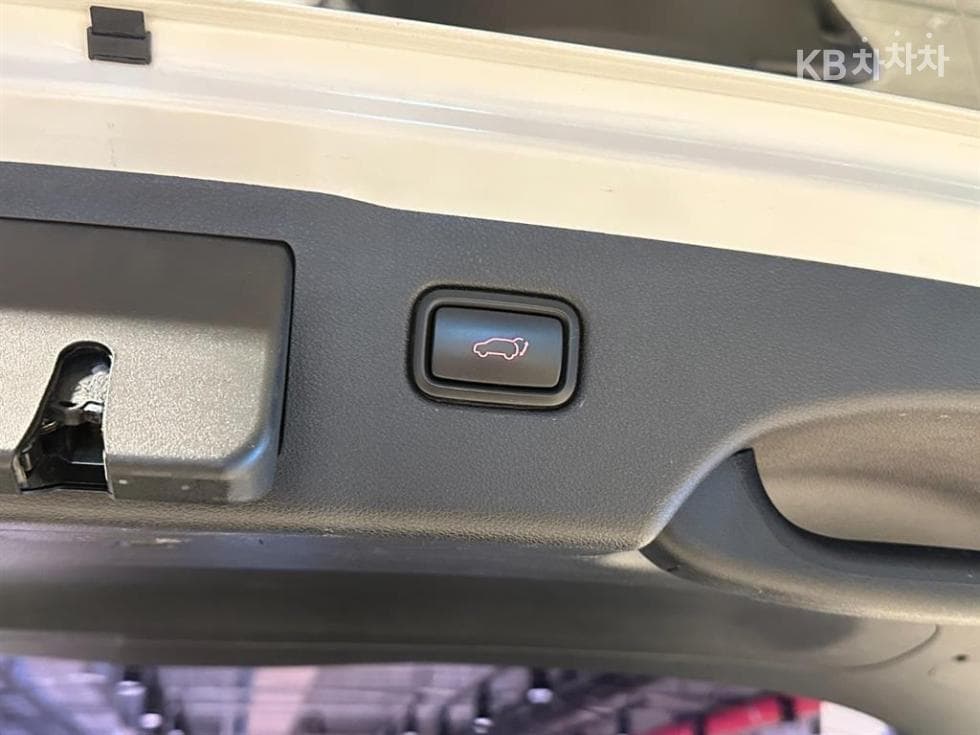 Киа All NewSorentoДизел 2.0 2WD Noblesse - 16