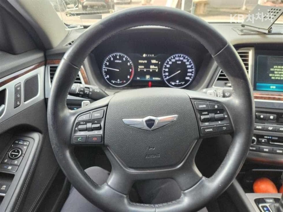 Хюндай ДженезисDHG380 Престиж AWD Стандартен - 4