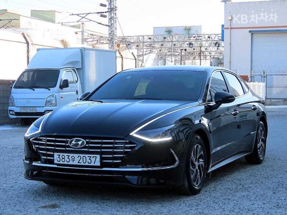 Хюндай Соната Хибрид (DN8) 2.0 Хибрид Premium - Image 1