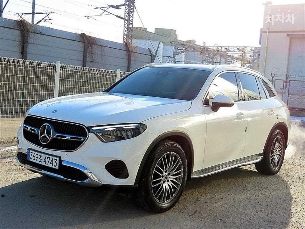 Mercedes-Benz GLC(X254) GLC220d 4Matic Стандартен - Image 1