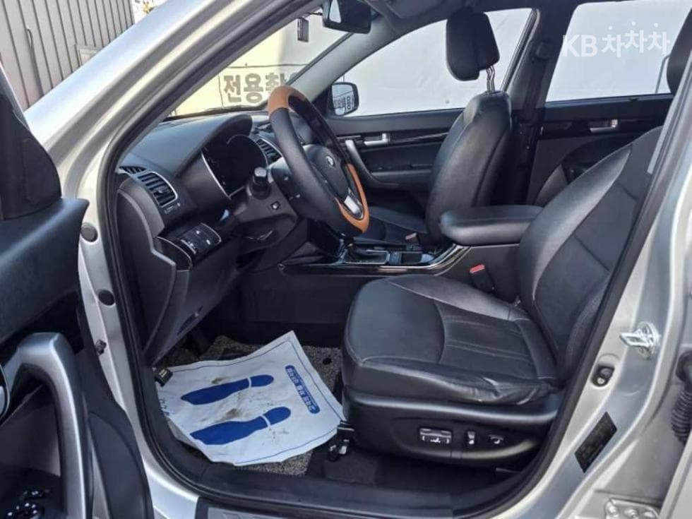 Kia NewSorentoRDiesel 2.0 2WD Trendy - 10