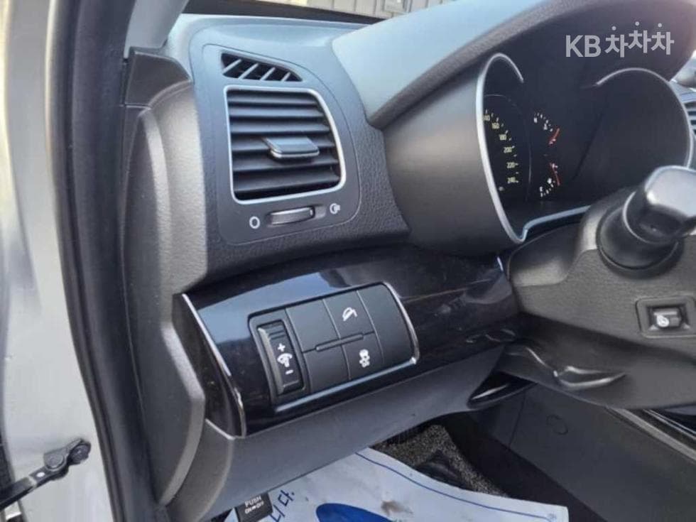 Kia NewSorentoRDiesel 2.0 2WD Trendy - 13