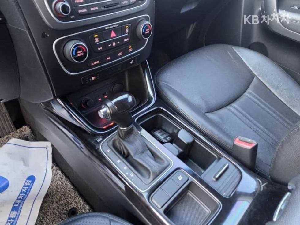 Kia NewSorentoRDiesel 2.0 2WD Trendy - 15