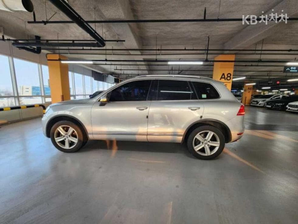 Volkswagen Нов Touareg3.0 Турбо Дизел Инжекция V6 BlueMotion 7P5 - 3