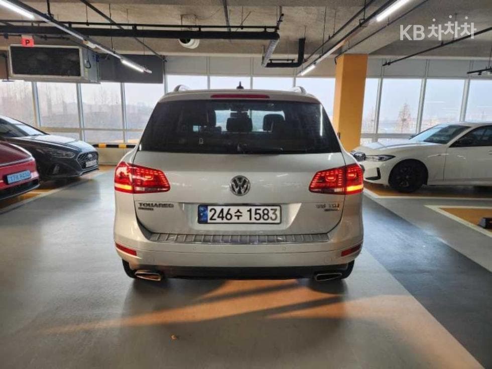 Volkswagen Нов Touareg3.0 Турбо Дизел Инжекция V6 BlueMotion 7P5 - 5