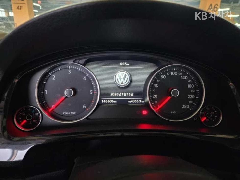 Volkswagen Нов Touareg3.0 Турбо Дизел Инжекция V6 BlueMotion 7P5 - 9