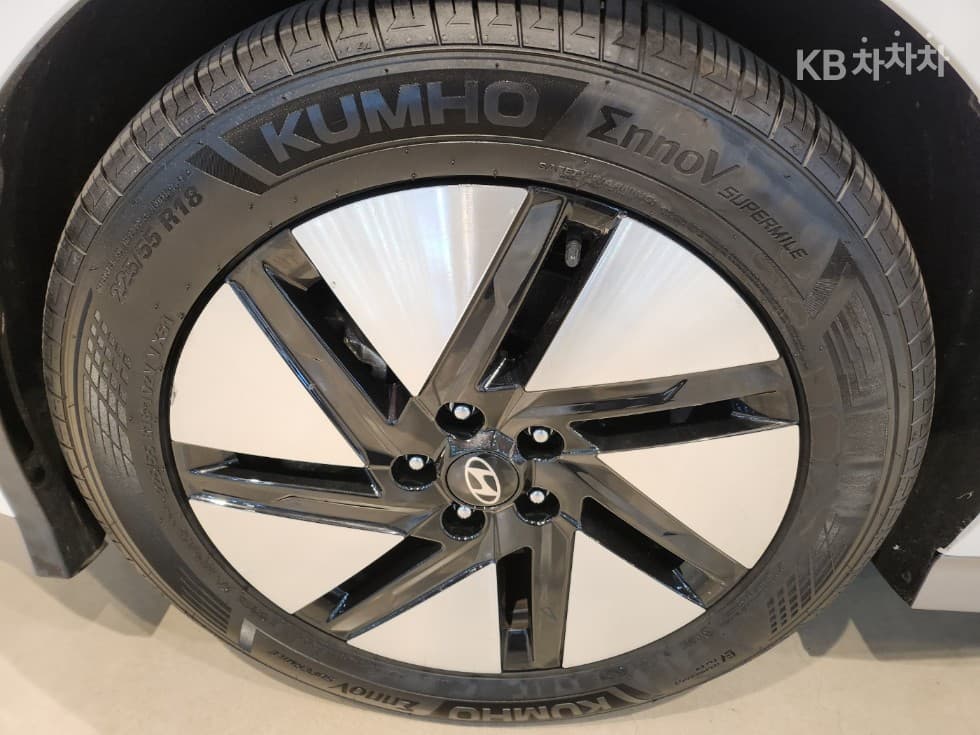 Хюндай IONIQ 6(CE)Long Range Престиж - 28