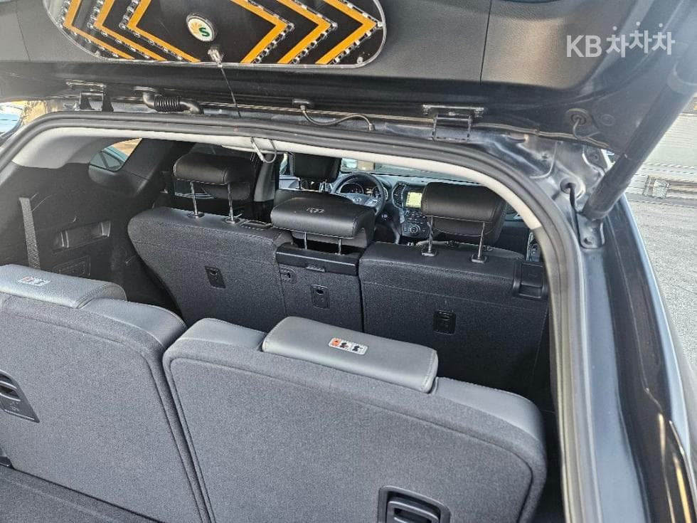 Хюндай Санта Фе The PrimeДизел Хонда R-двигател 2.0 дизел 2WD 7-местен (Лимузин) Exclusive 기본 - 6
