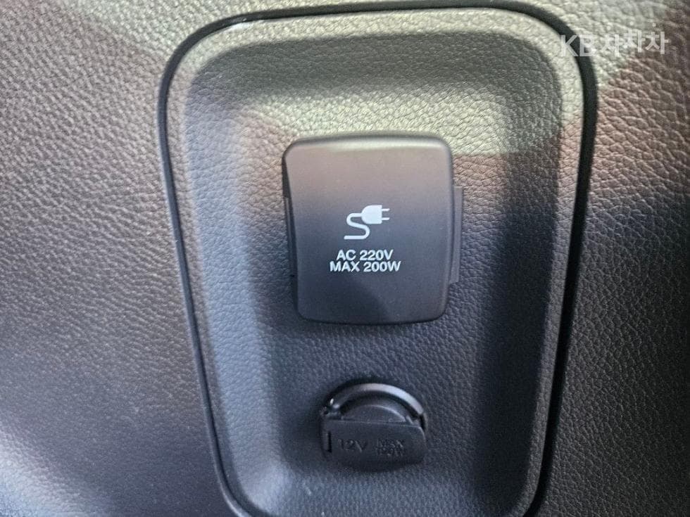 Хюндай Санта Фе The PrimeДизел Хонда R-двигател 2.0 дизел 2WD 7-местен (Лимузин) Exclusive 기본 - 9