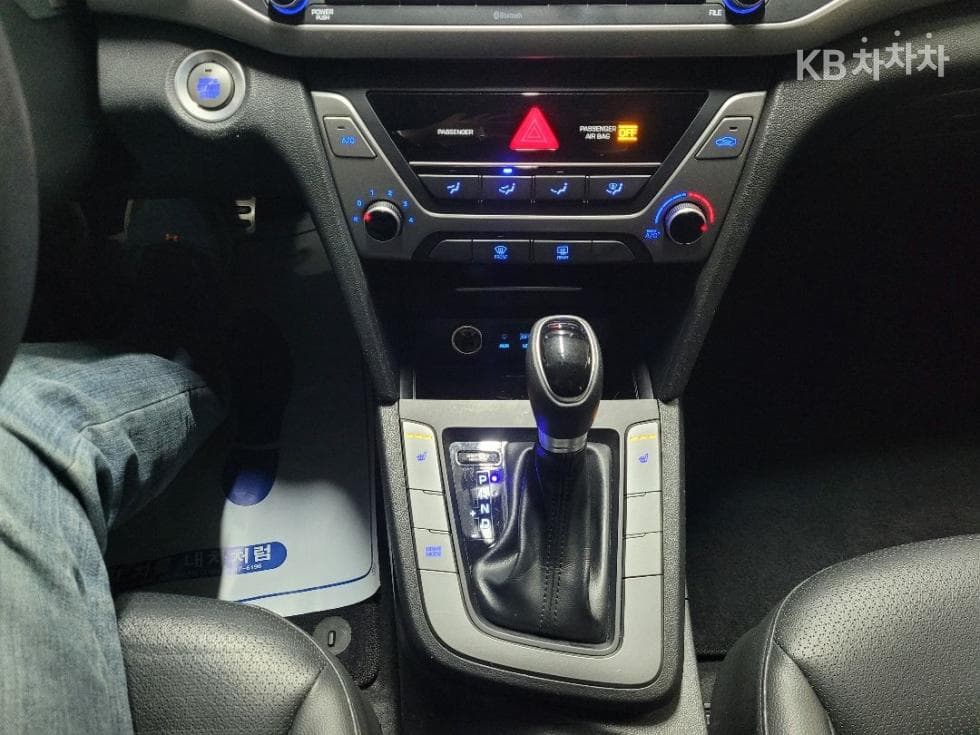 Хюндай Avante (Elantra)AD1.6 GDi Value Plus - 11