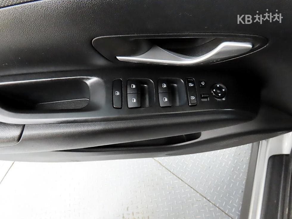 Хюндай The All New Туксон(NX (Lexus SUV)4)Дизел 2.0 2WD Modern - 11