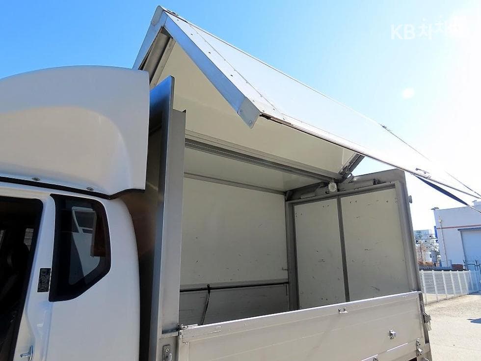 Хюндай Porter 2Удължено междуосие Super Cab Wing Body Ръчна PLUS - 5