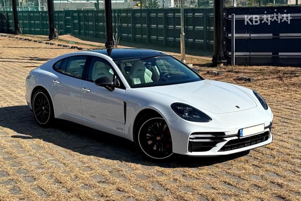 Porsche 파나메라 (971)4.0 GTS Standard - 4