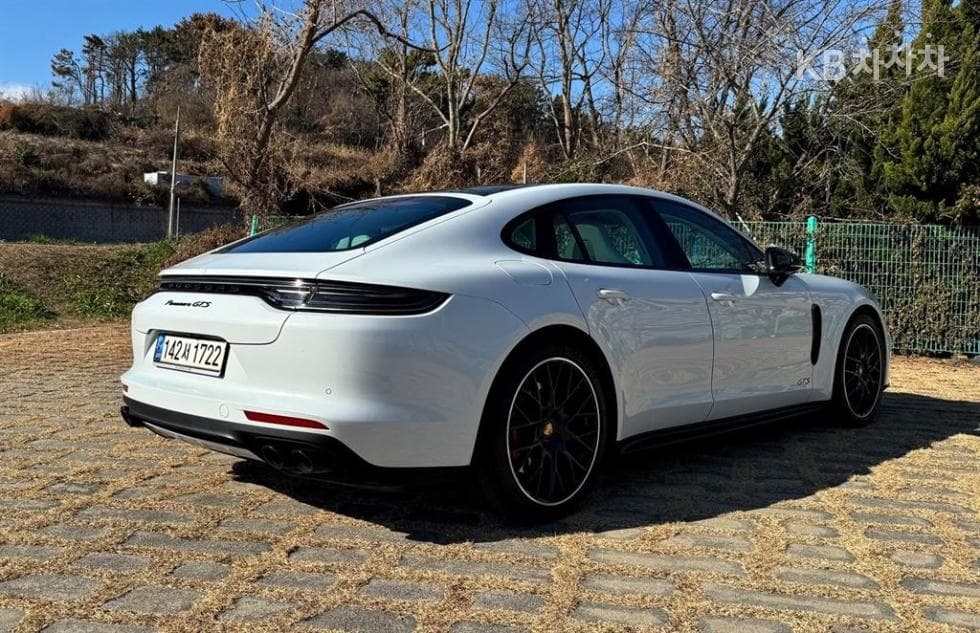 Porsche 파나메라 (971)4.0 GTS Standard - 8