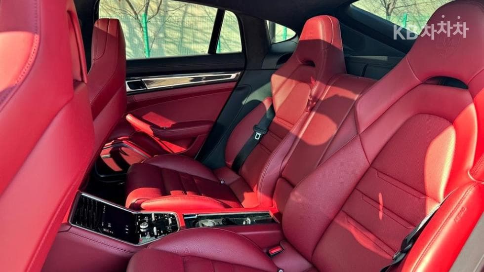 Porsche 파나메라 (971)4.0 GTS Standard - 12