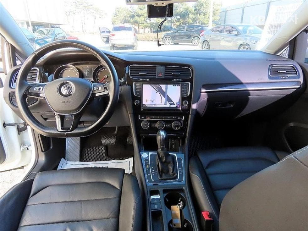 Volkswagen Голф1.4 Турбонагнетен Стратифициран Инжекция (ВВ) MK7 Premium - 5