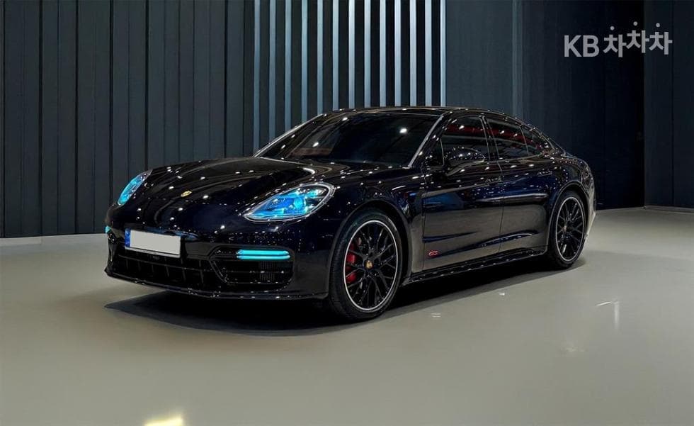 Porsche 파나메라 (971) 4.0 GTS Стандартен - Image 1