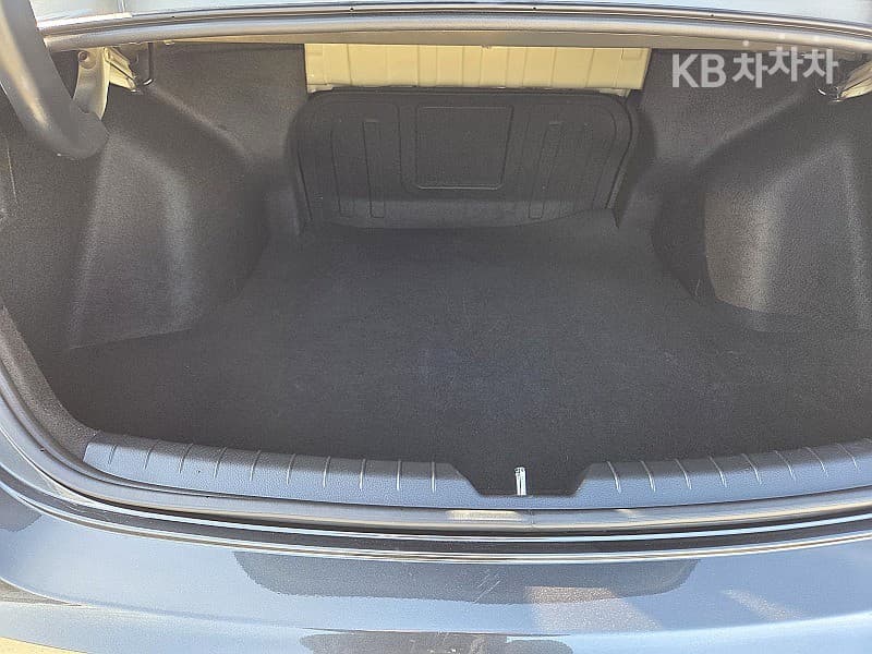 Киа K5 3-토 поколение2.0 Бензин Престиж - 17