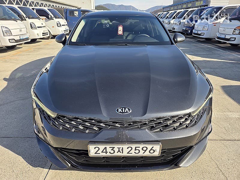 Киа K5 3-토 поколение 2.0 Бензин Престиж - Image 1