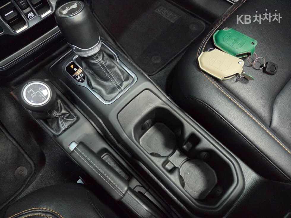 지프 랭글러 (JL)2.0 사하라 파워Top (Cargo) 4도어 Standard - 20