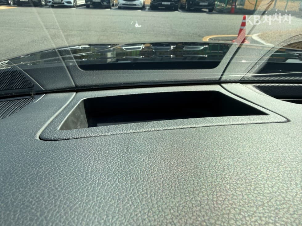 Hyundai The New (facelift) Grandeur (Azera)LPi 3.0 Exclusive - 17