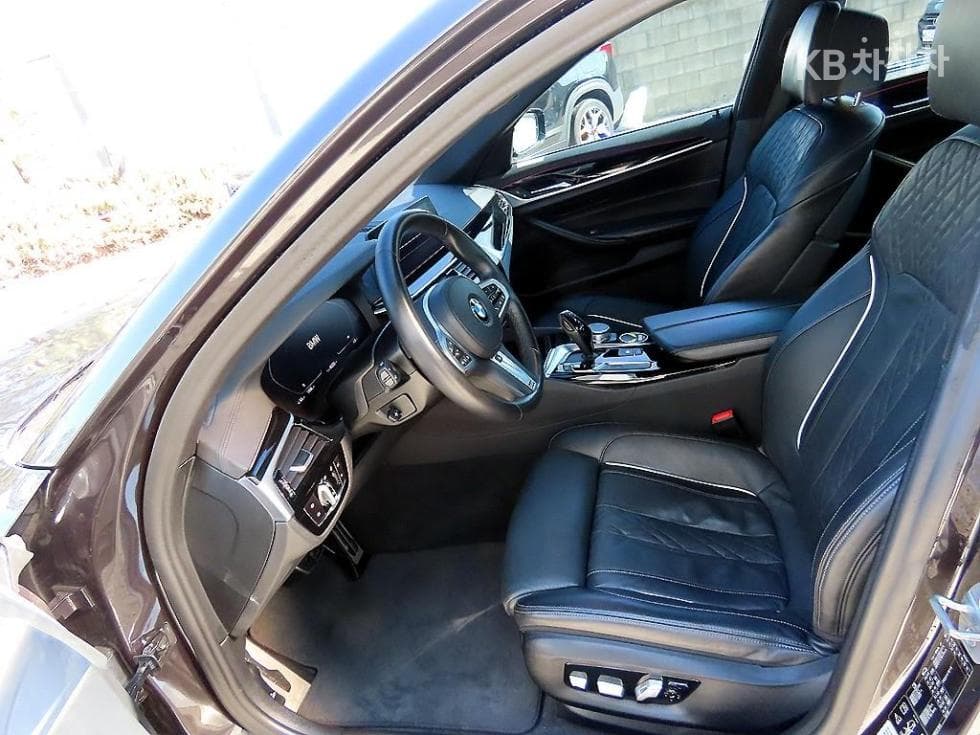 BMW 올New5 Series (G30)530i M Sport Plus - 5