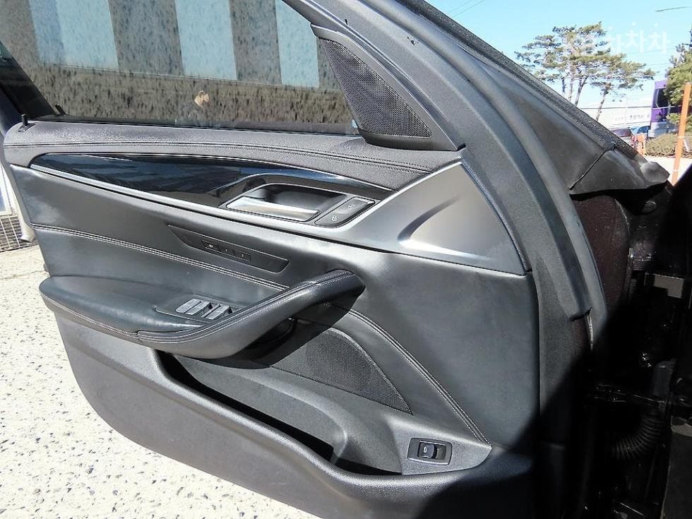 BMW 올New5 Series (G30)530i M Sport Plus - 12