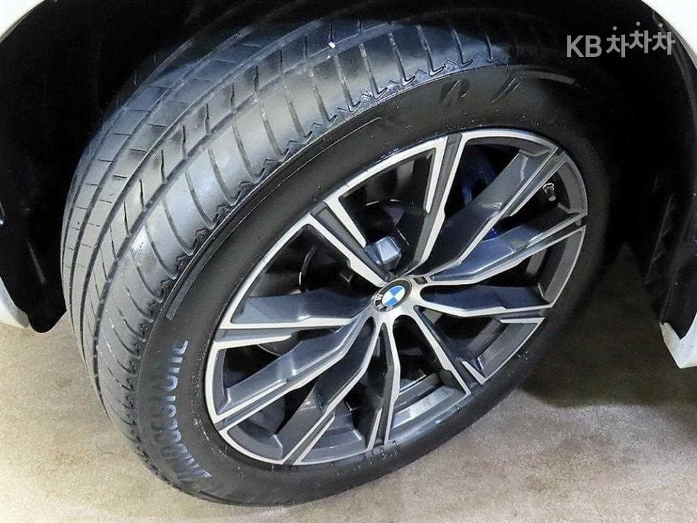 BMW X5 (G05)xDrive 30d xLine - 20