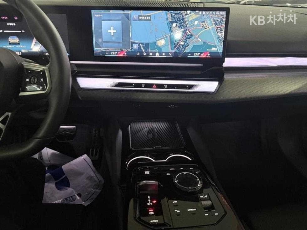 BMW New5 Series(G60)520i M Sport - 8