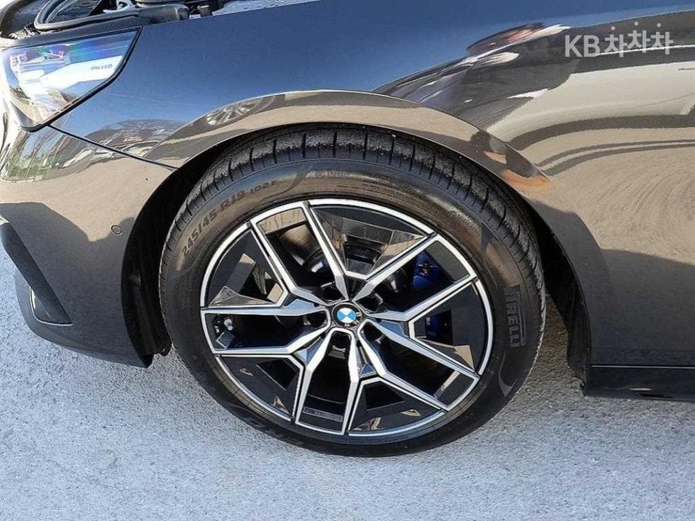 BMW New5 Series(G60)520i M Sport - 14