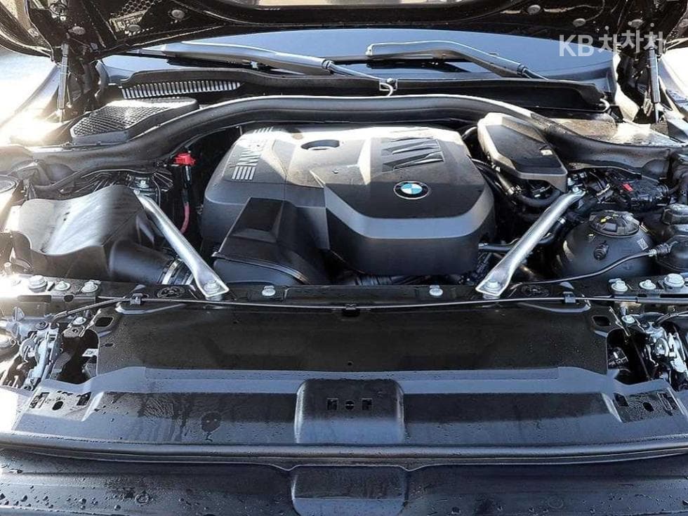 BMW New5 Series(G60)520i M Sport - 15