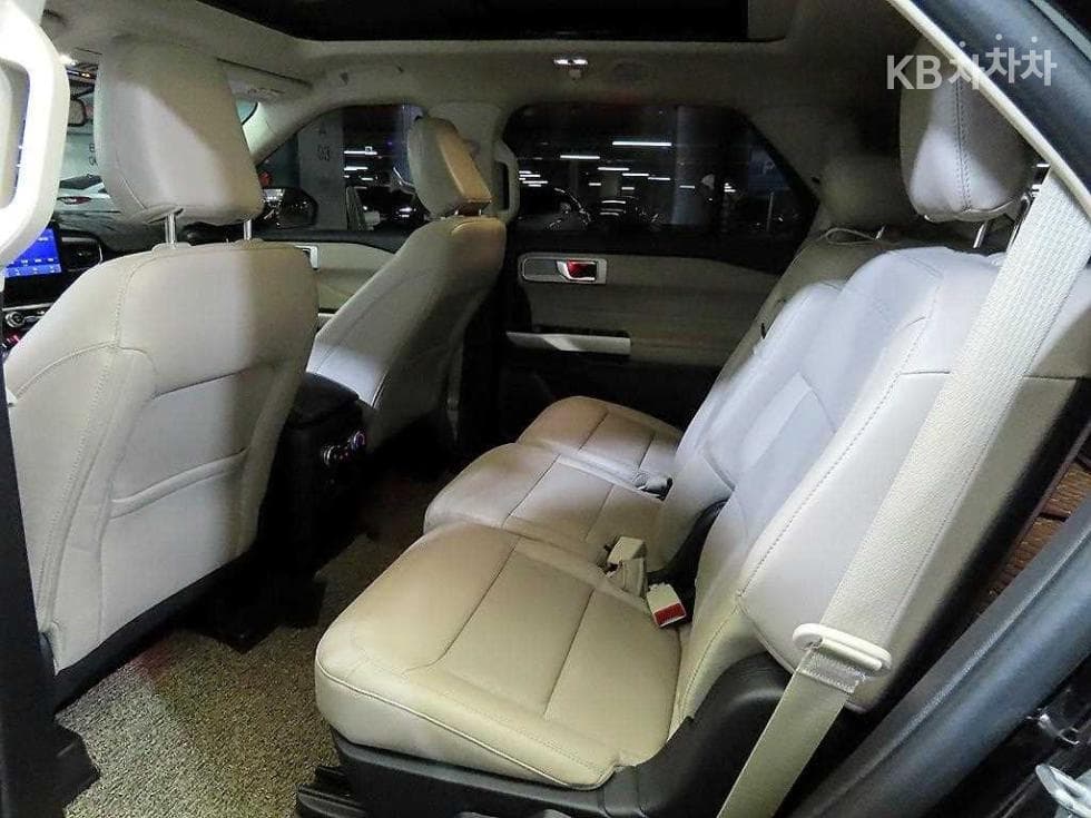 Ford Explorer(6세대)Gasoline Turbo 2.3 AWD Limited - 7