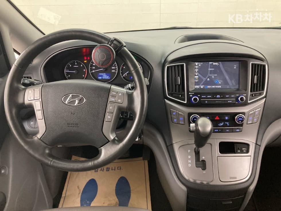 Hyundai The New (facelift) 그랜드 Star렉스어반 9-seater Premium Special (special feature/edition) - 11