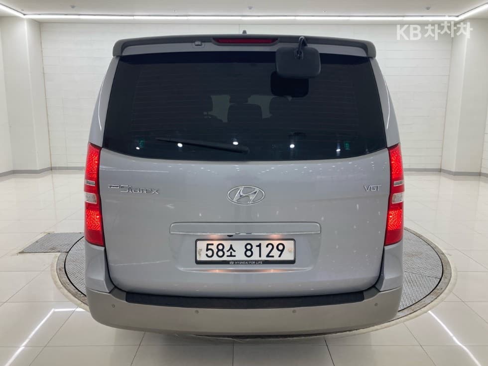 Hyundai The New (facelift) 그랜드 Star렉스어반 9-seater Premium Special (special feature/edition) - 4